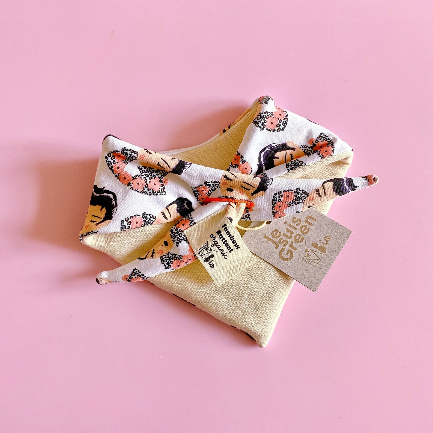 bavoir bandana bébé en coton bio certifié GOTS taille réglable made in France -Elvis