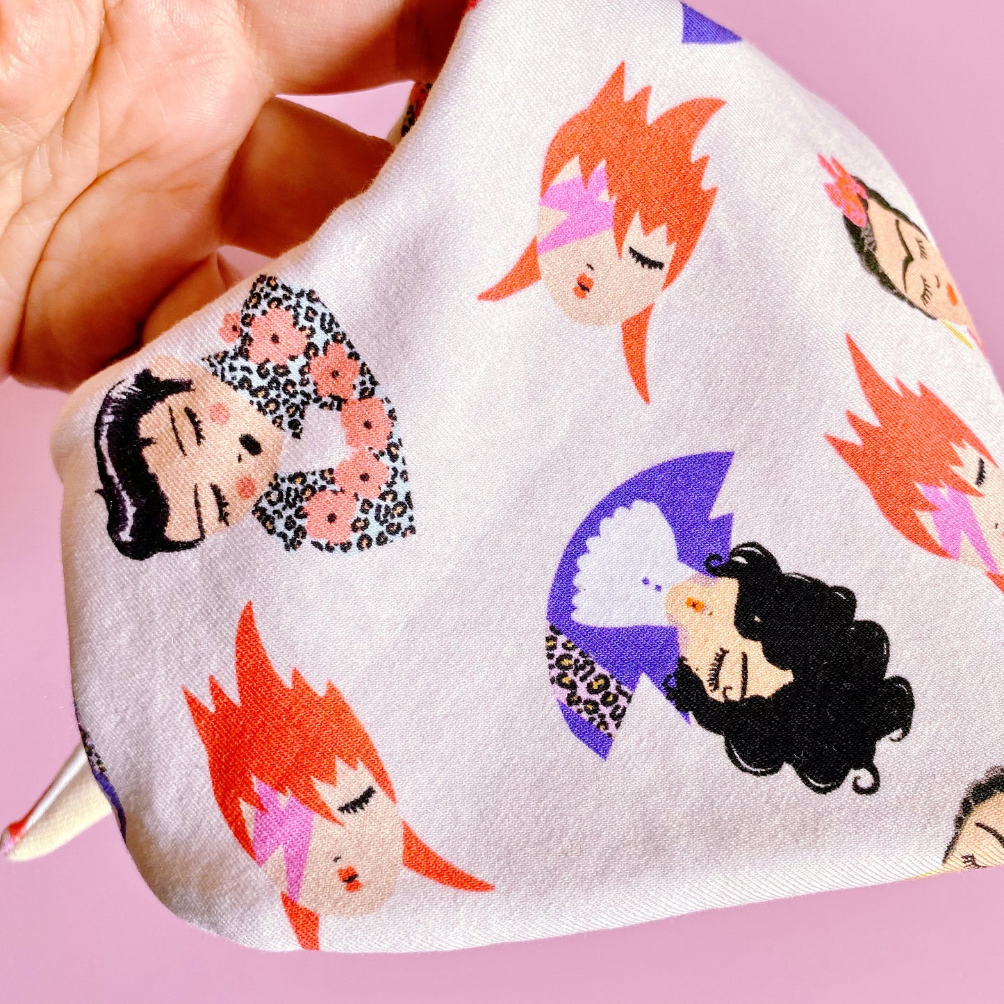 bavoir Bandana pour bébé en coton biologique certifié GOTS fabriqué en France - Idoles