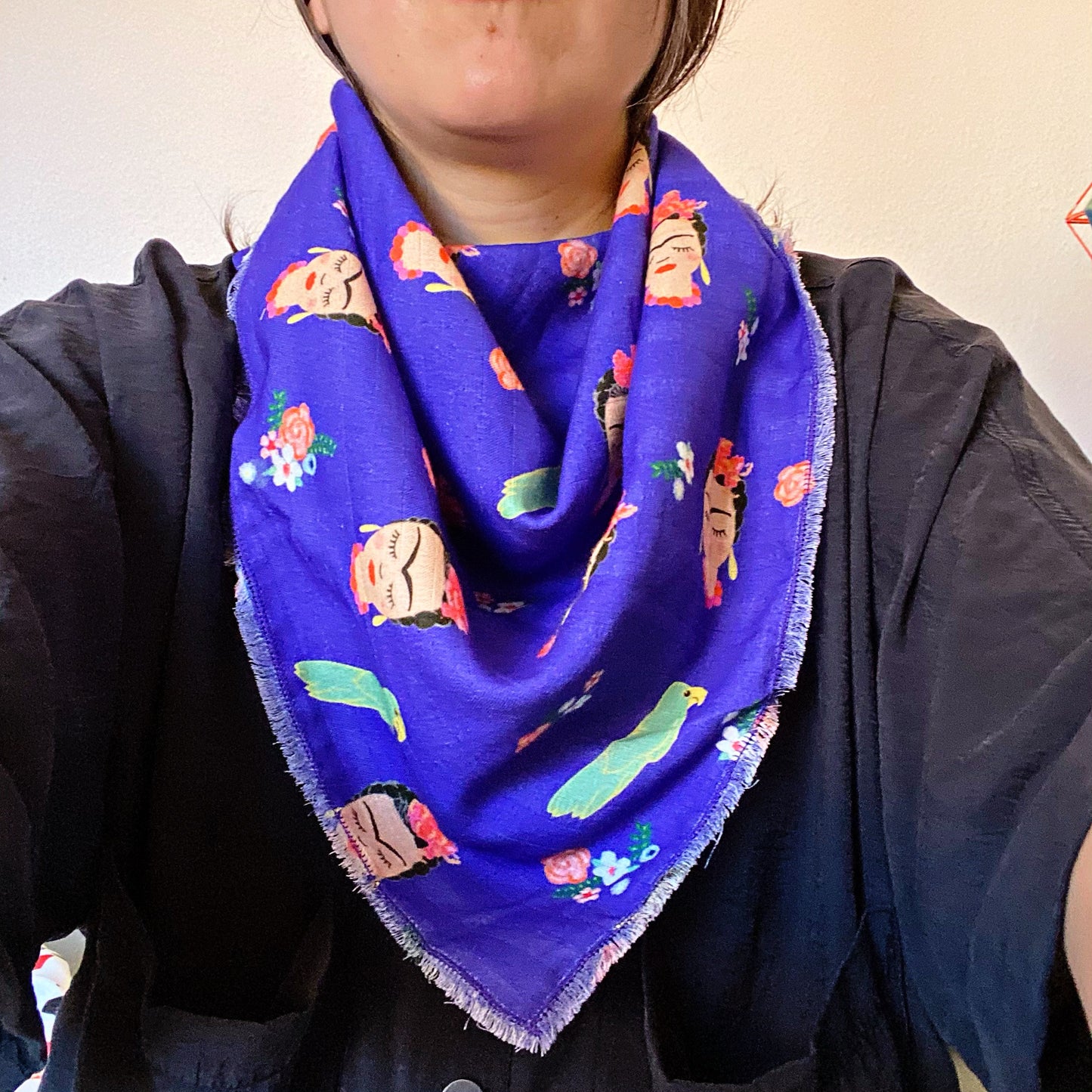 Foulard ou Grand Lange bébé , protège épaules ou foulard Frida flowers | coton bio GOTS | couverture légère poussette